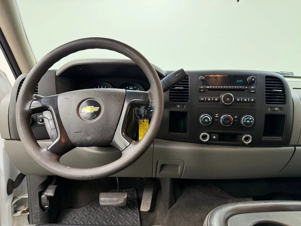 2011 Chevrolet Silverado 2nd Gen - Image 18 of 21