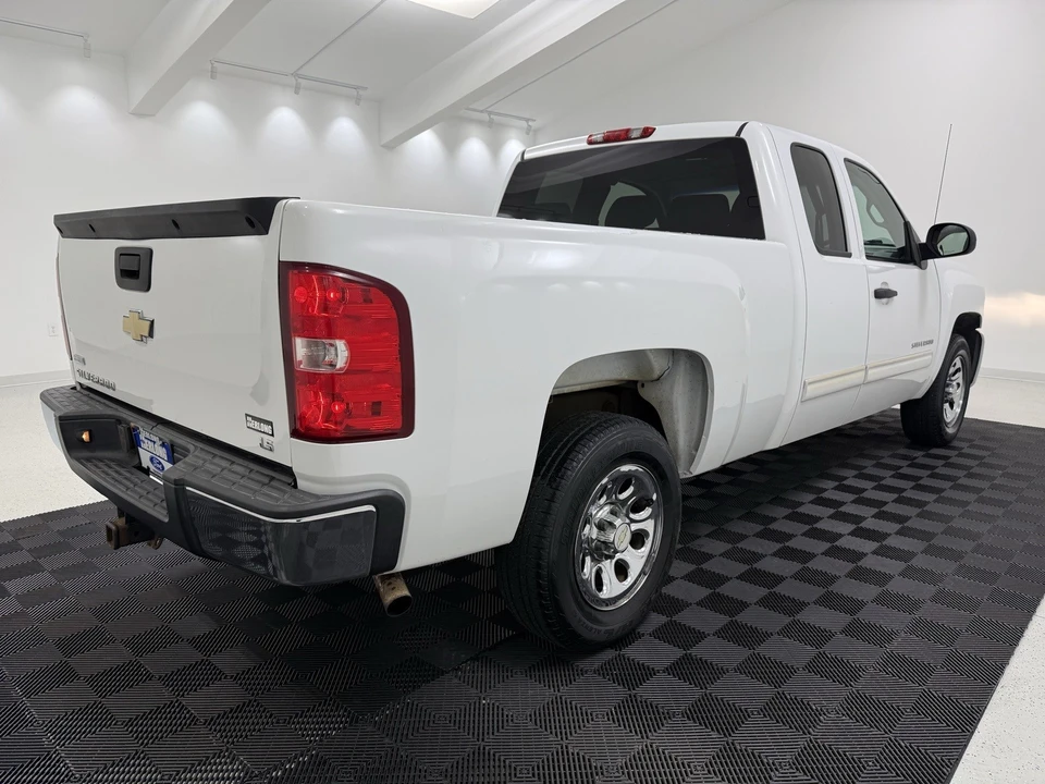2011 Chevrolet Silverado 2nd Gen - Image 8 of 12