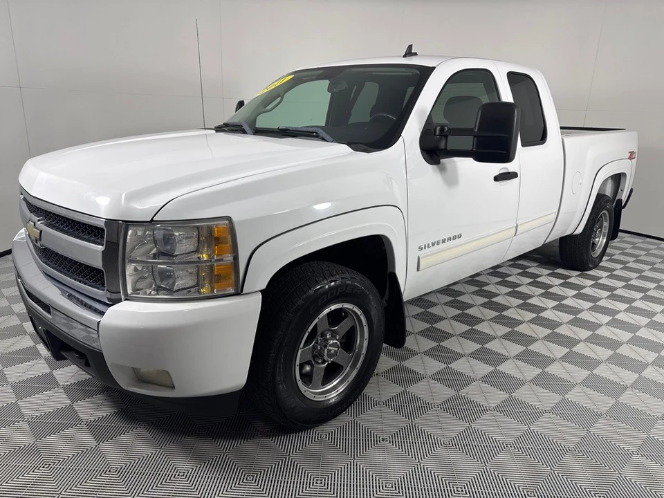 2011 Chevrolet Silverado 2nd Gen - Image 9 of 21