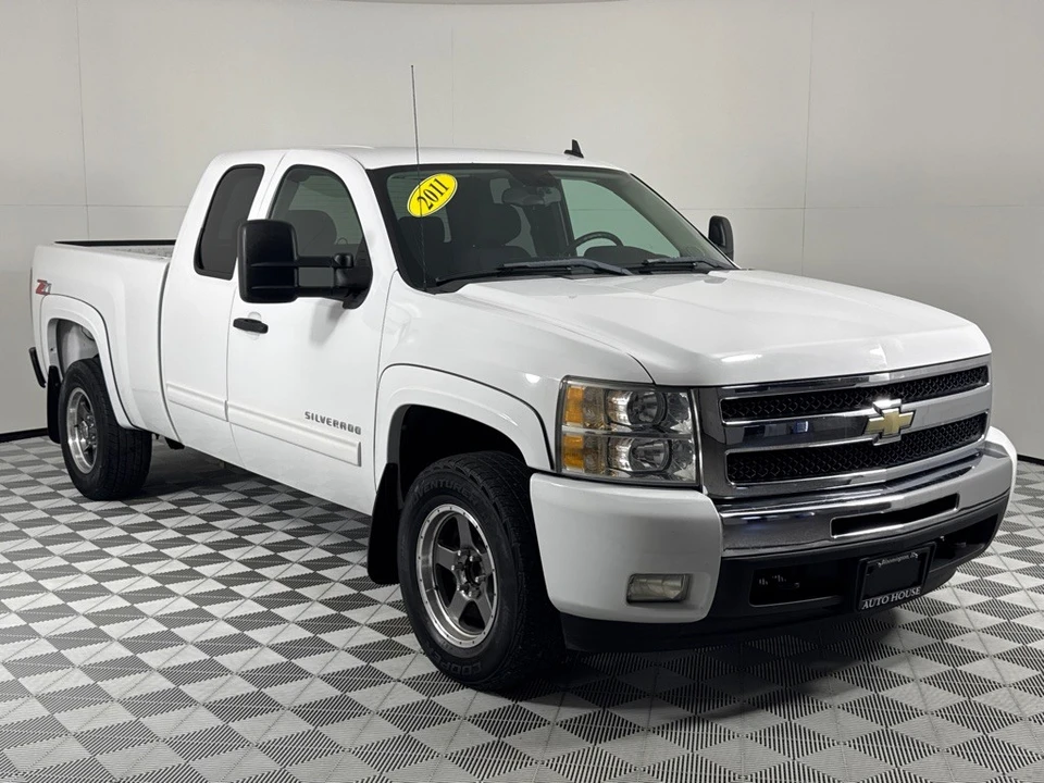 2011 Chevrolet Silverado 2nd Gen - Image 3 of 21