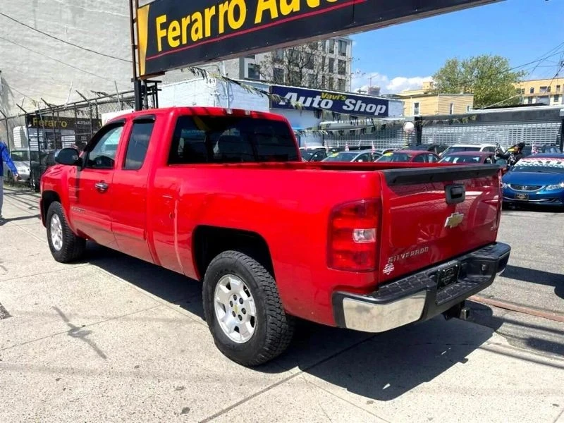 2011 Chevrolet Silverado 2nd Gen - Image 3 of 12