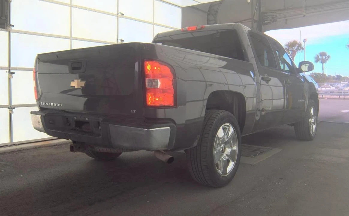 2011 Chevrolet Silverado 2nd Gen - Image 4 of 12