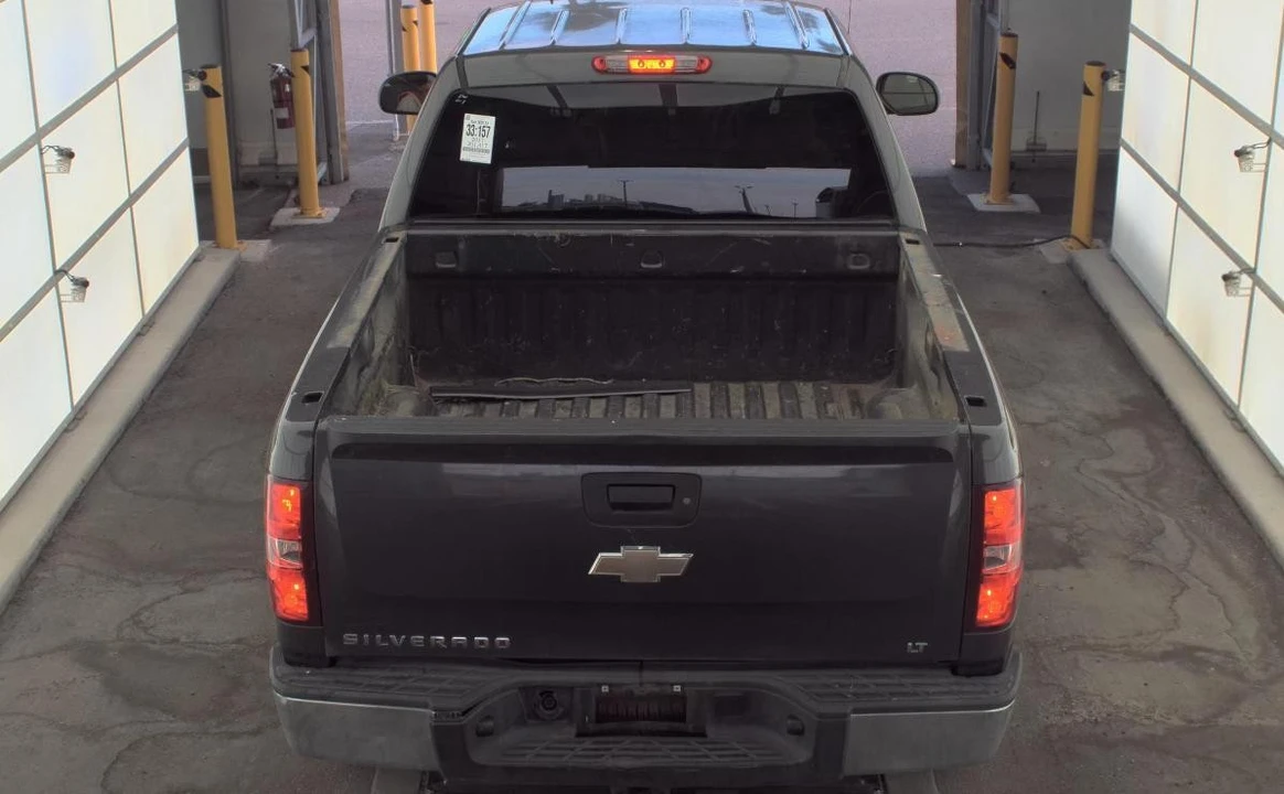 2011 Chevrolet Silverado 2nd Gen - Image 5 of 12