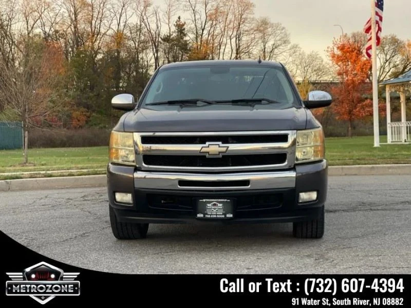 2011 Chevrolet Silverado 2nd Gen - Image 3 of 12