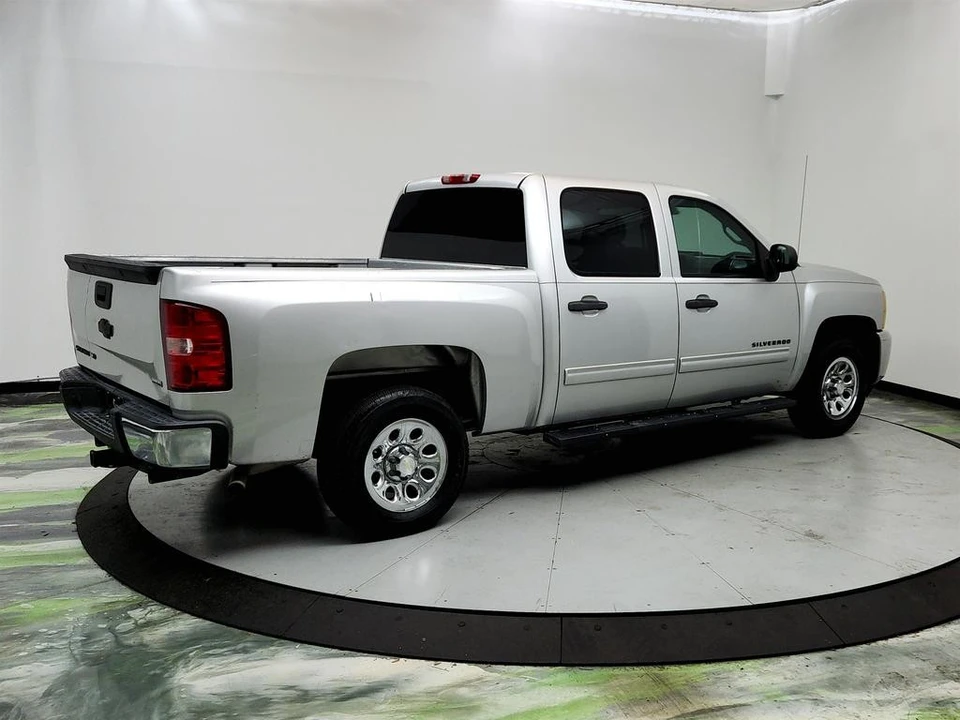 2011 Chevrolet Silverado 2nd Gen - Image 5 of 12