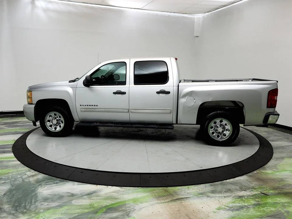 2011 Chevrolet Silverado 2nd Gen - Image 8 of 12
