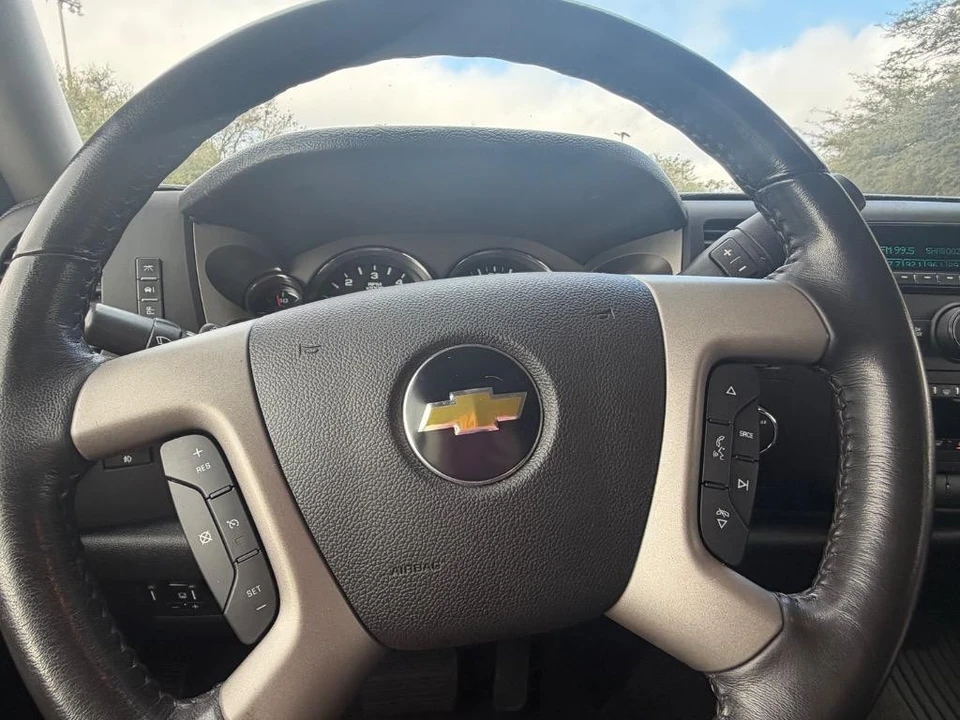 2011 Chevrolet Silverado 2nd Gen - Image 8 of 21
