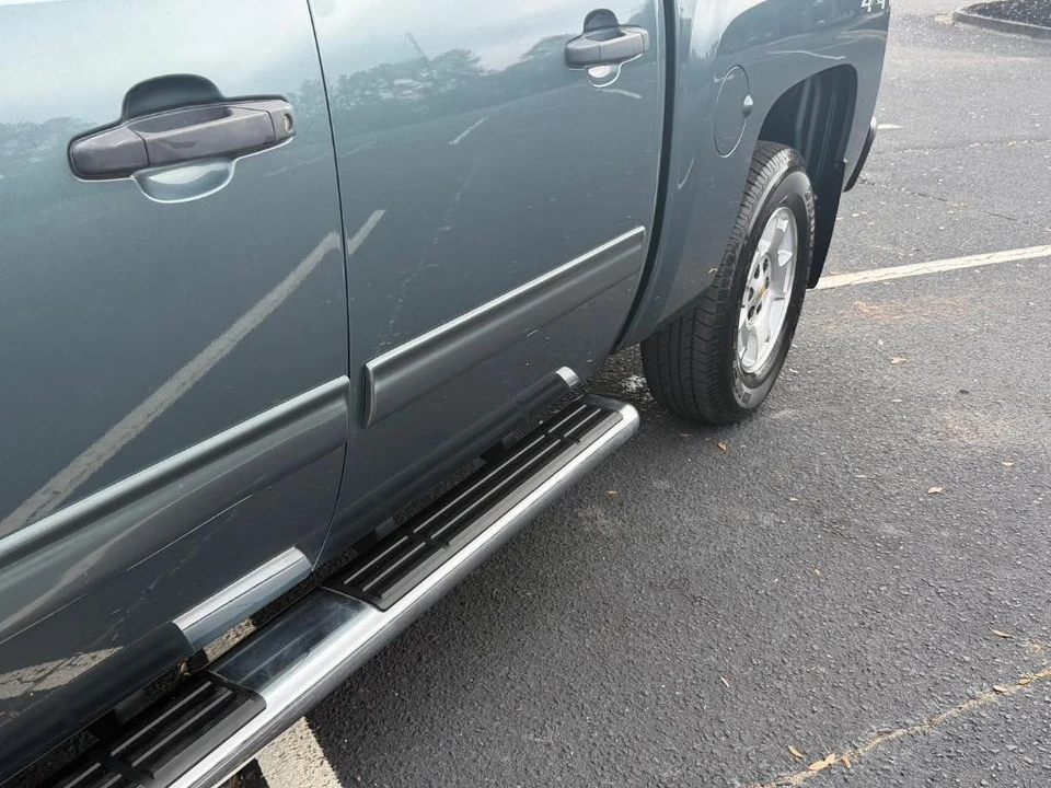 2011 Chevrolet Silverado 2nd Gen - Image 3 of 21