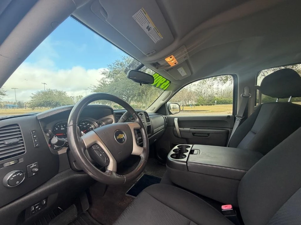 2011 Chevrolet Silverado 2nd Gen - Image 5 of 21