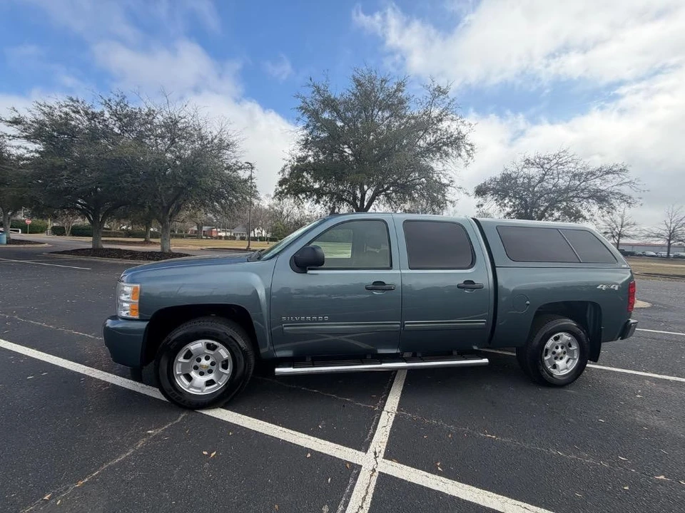 2011 Chevrolet Silverado 2nd Gen - Image 2 of 21