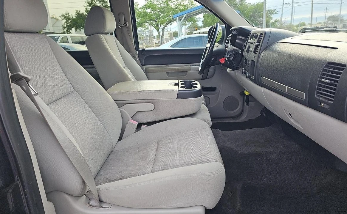 2011 Chevrolet Silverado 2nd Gen - Image 8 of 12