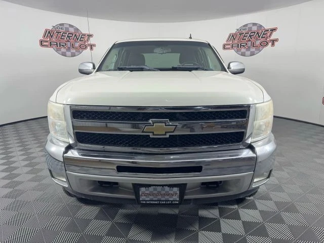 2011 Chevrolet Silverado 2nd Gen - Image 2 of 12