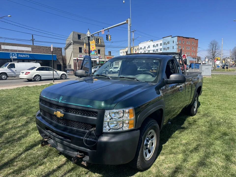 2011 Chevrolet Silverado 2nd Gen - Image 3 of 21