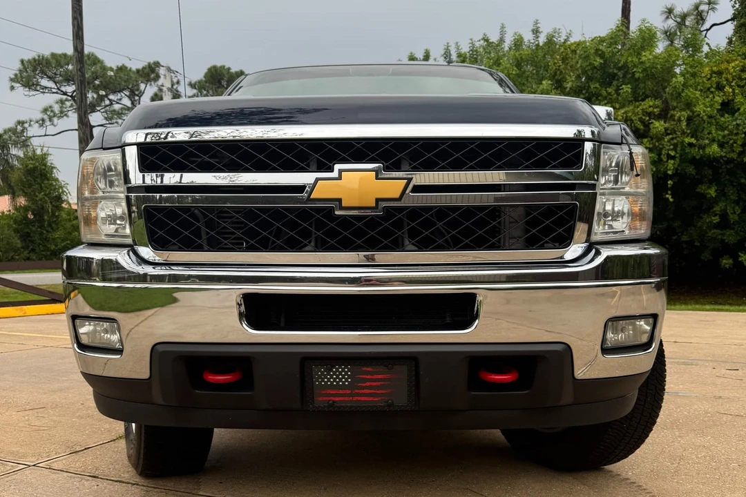 2011 Chevrolet Silverado Heavy Duty 2nd Gen - Image 5 of 31