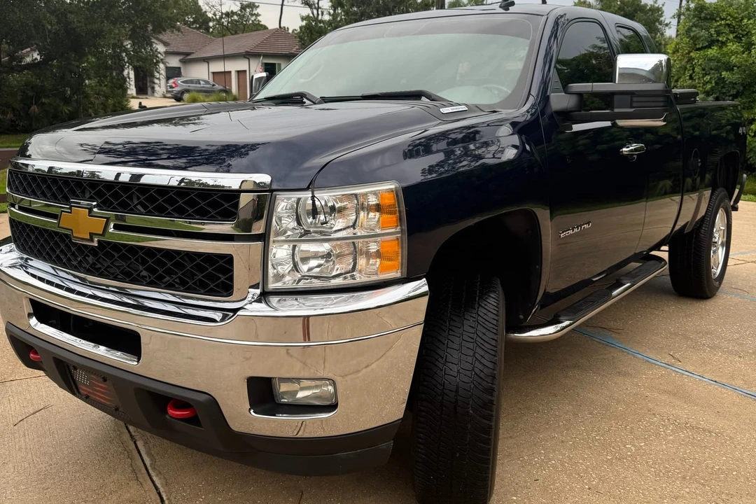 2011 Chevrolet Silverado Heavy Duty 2nd Gen - Image 27 of 31