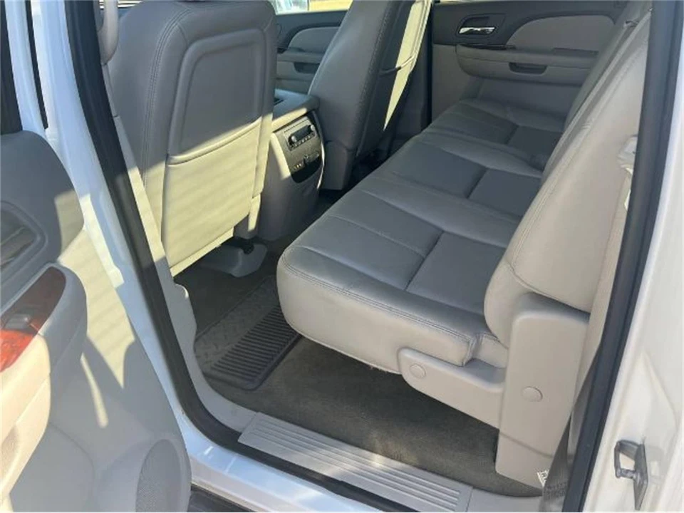 2011 Chevrolet Silverado 2nd Gen - Image 6 of 13