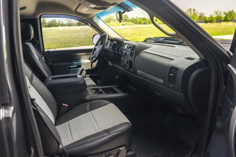 2011 Chevrolet Silverado 2nd Gen - Image 17 of 31
