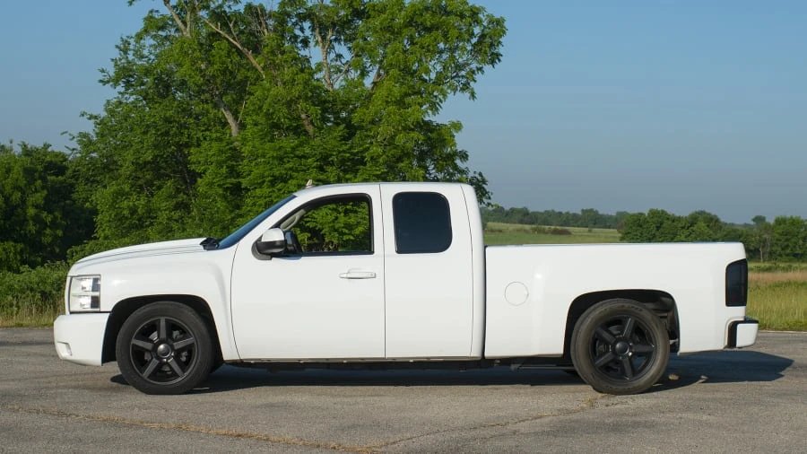 2011 Chevrolet Silverado 2nd Gen - Image 2 of 12