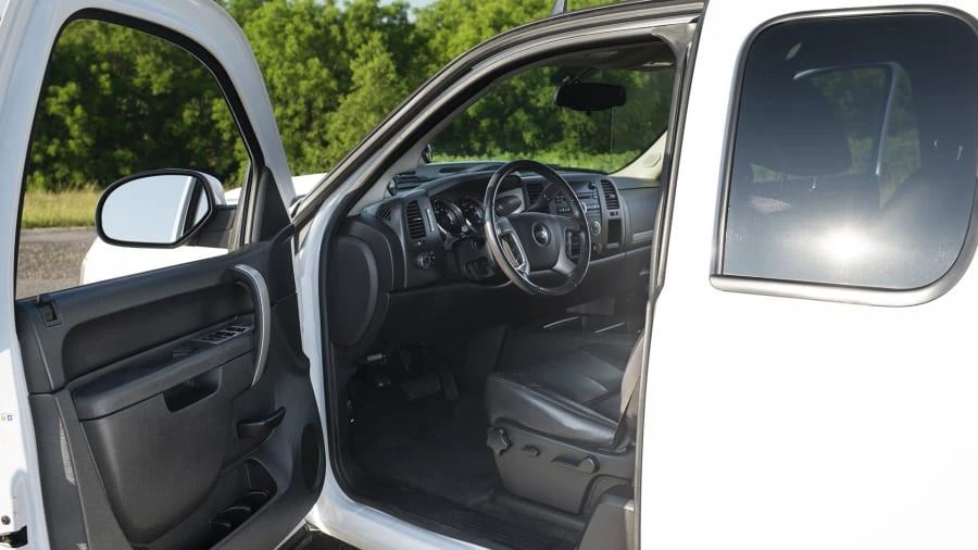 2011 Chevrolet Silverado 2nd Gen - Image 4 of 12