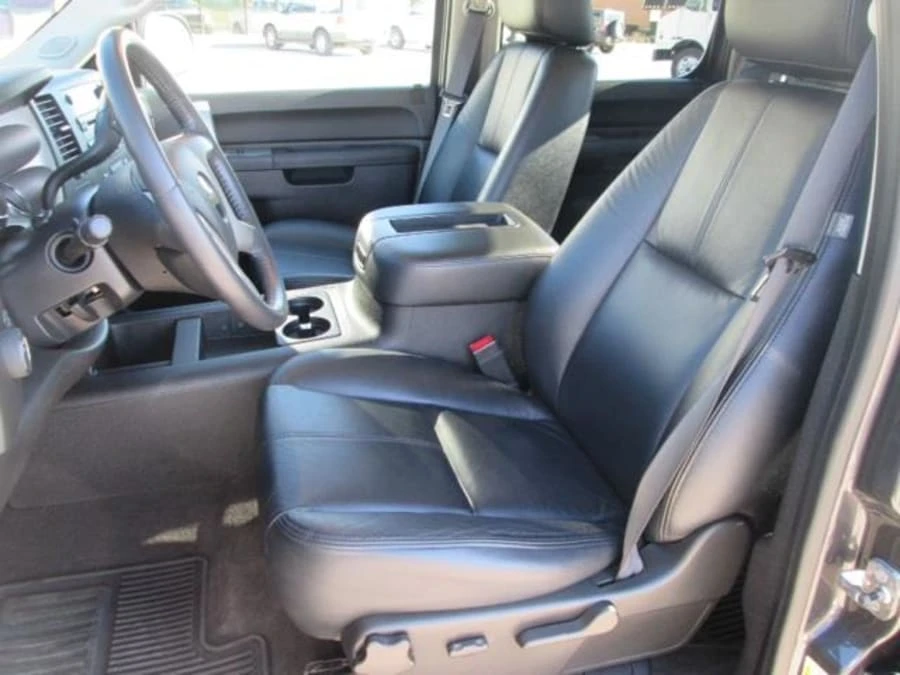 2011 Chevrolet Silverado 2nd Gen - Image 2 of 4