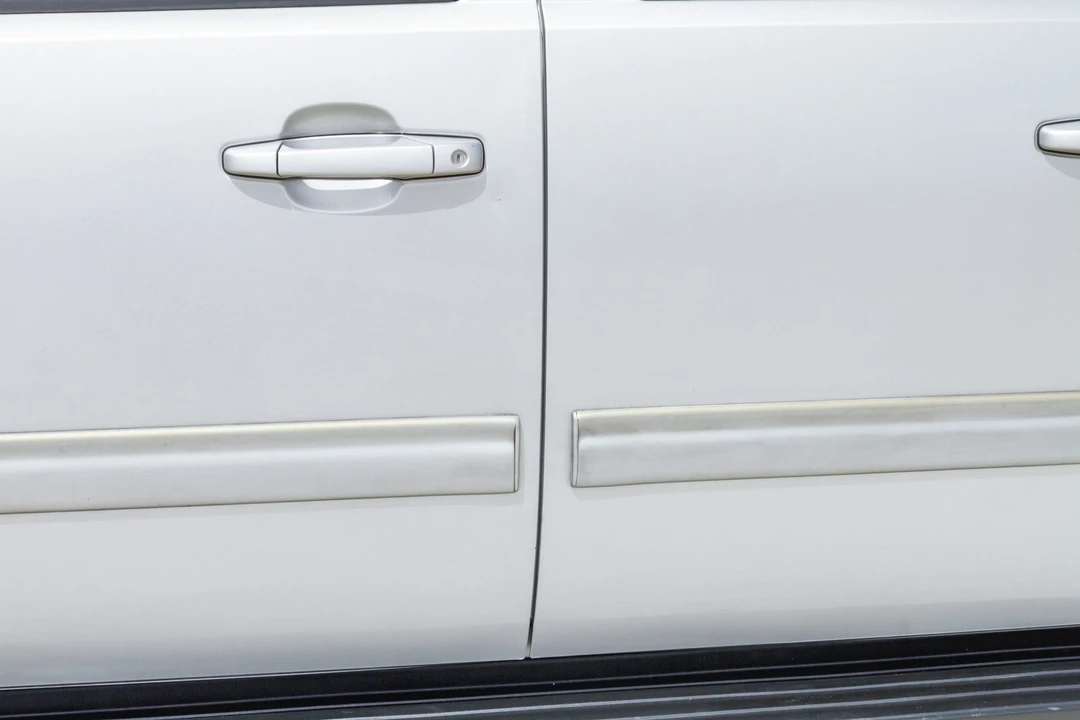 2011 Chevrolet Suburban 10th Gen - Image 23 of 31