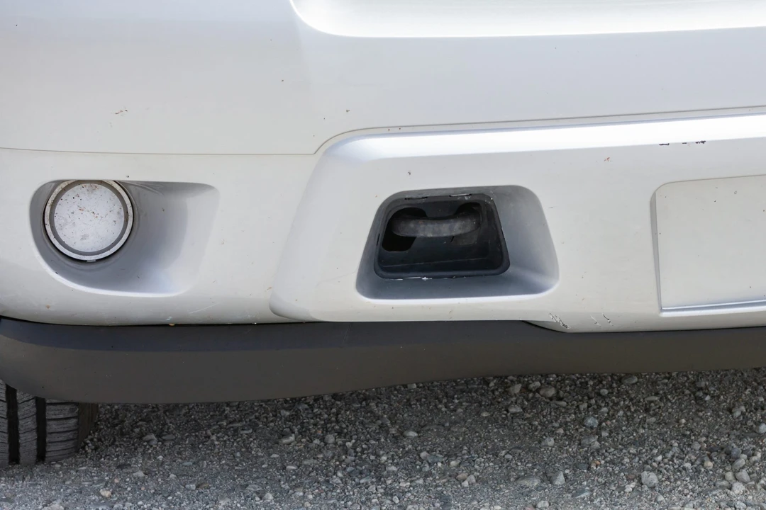 2011 Chevrolet Suburban 10th Gen - Image 14 of 31