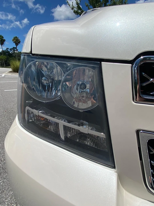 2011 Chevrolet Suburban 10th Gen - Image 13 of 31