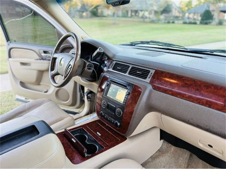 2011 Chevrolet Tahoe 3rd Gen - Image 7 of 16