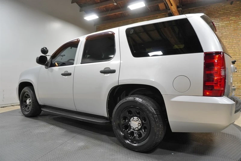 2011 Chevrolet Tahoe 3rd Gen - Image 17 of 21