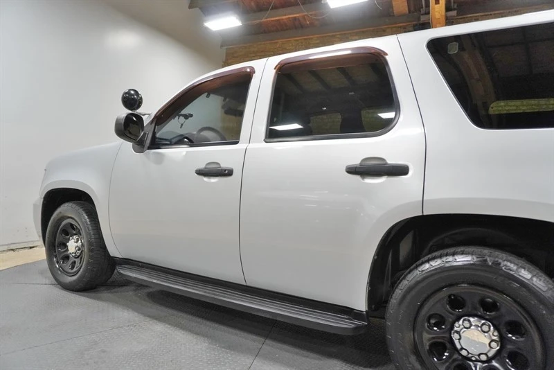 2011 Chevrolet Tahoe 3rd Gen - Image 18 of 21