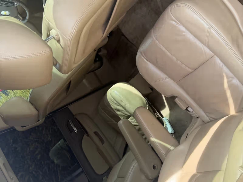 2011 Chevrolet Tahoe 3rd Gen - Image 15 of 15