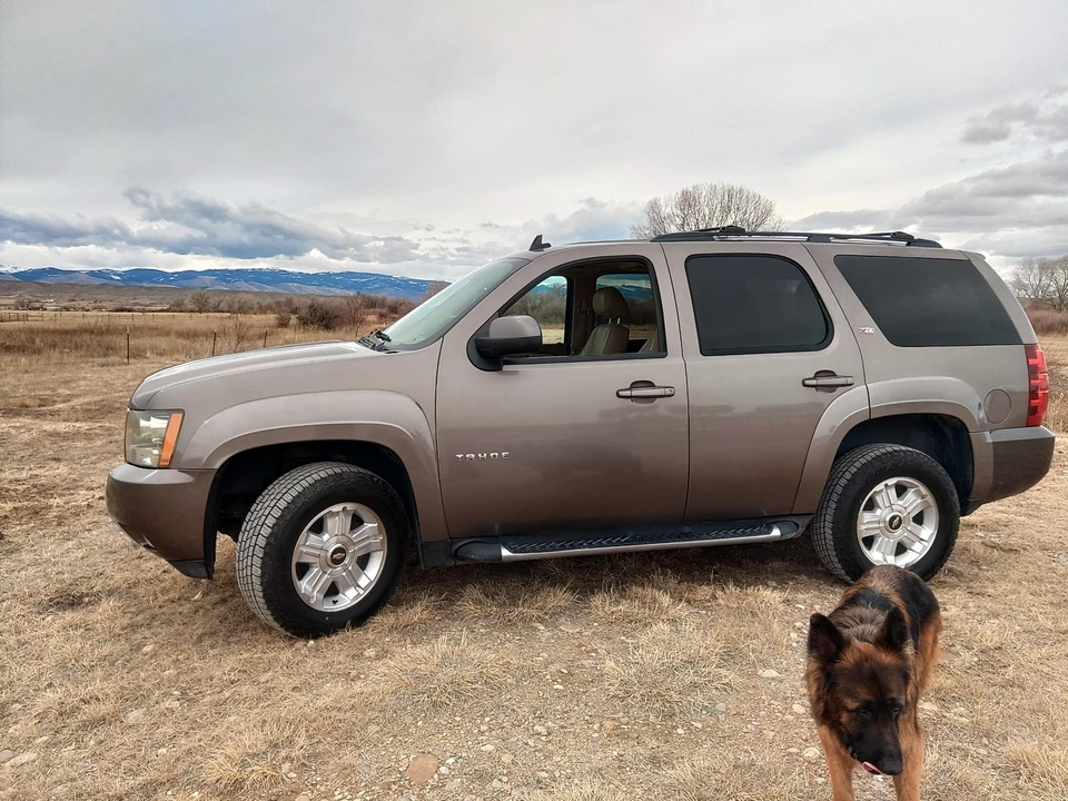 2011 Chevrolet Tahoe 4th Gen - Image 6 of 21
