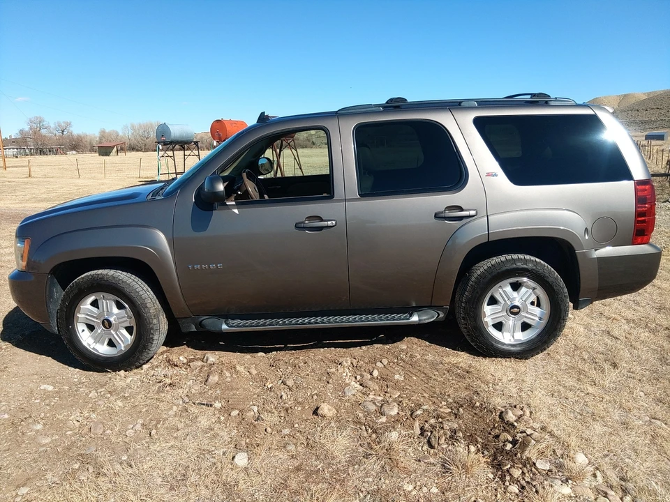 2011 Chevrolet Tahoe 4th Gen - Image 4 of 21