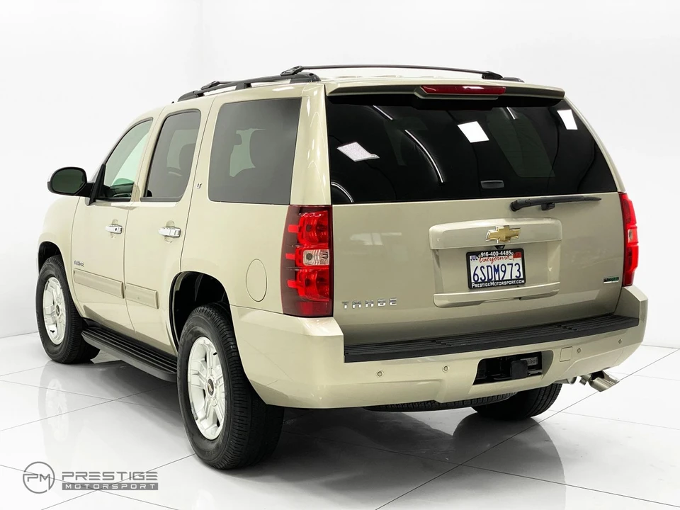2011 Chevrolet Tahoe 3rd Gen - Image 4 of 31