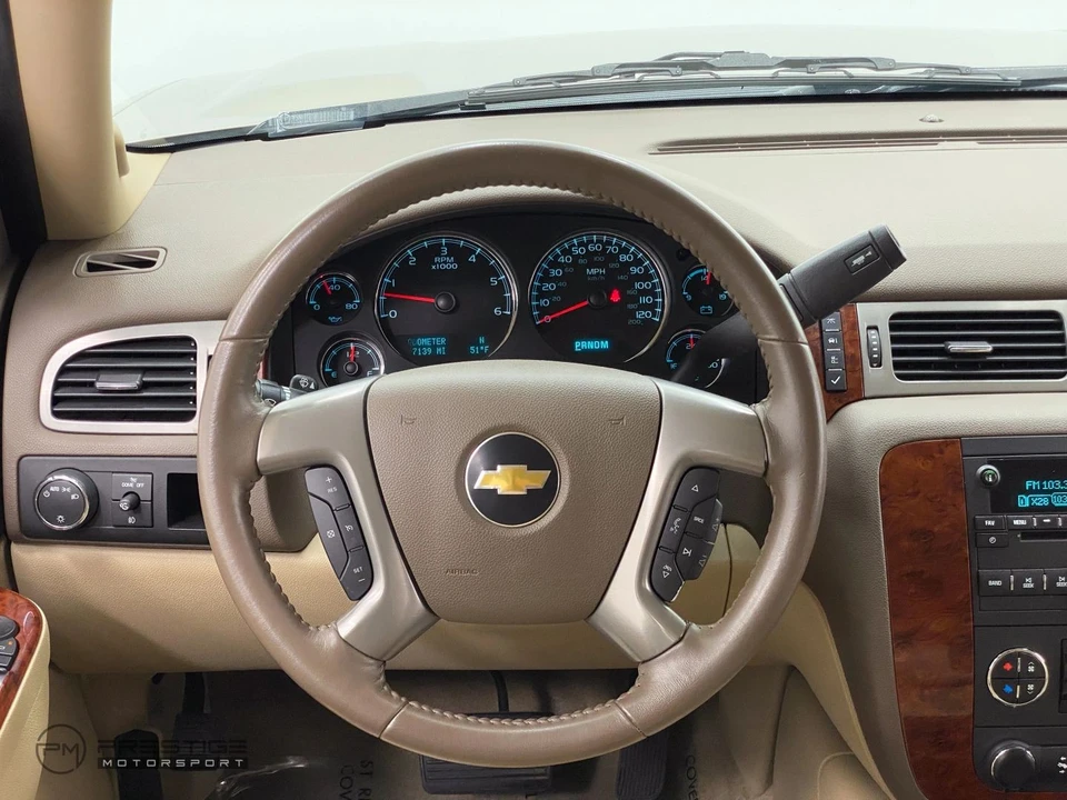 2011 Chevrolet Tahoe 3rd Gen - Image 21 of 31
