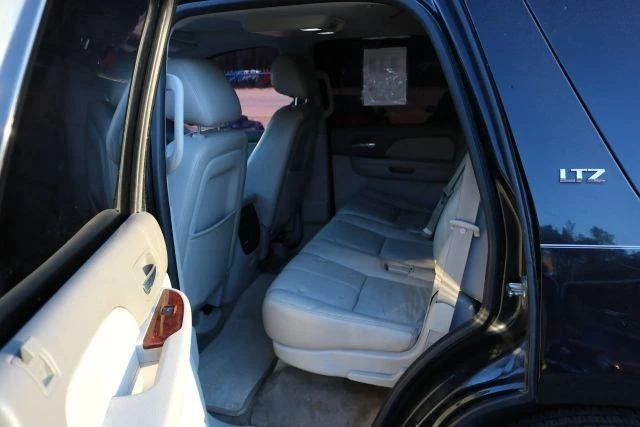 2011 Chevrolet Tahoe 3rd Gen - Image 11 of 12