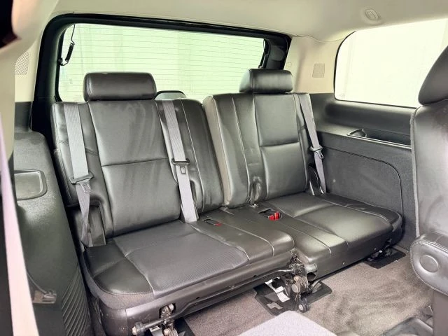 2011 Chevrolet Tahoe 4th Gen - Image 15 of 21