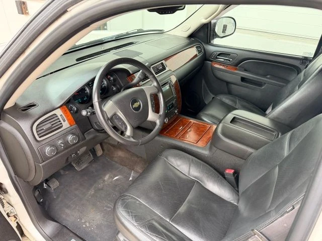2011 Chevrolet Tahoe 4th Gen - Image 10 of 21