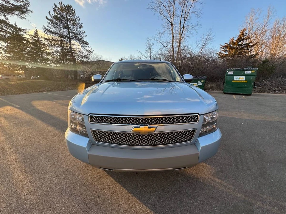 2011 Chevrolet Tahoe 3rd Gen - Image 8 of 17