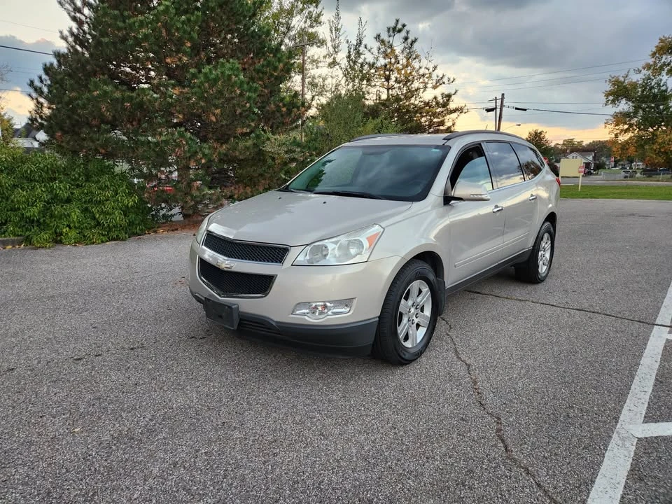2011 Chevrolet Traverse - Image 13 of 20