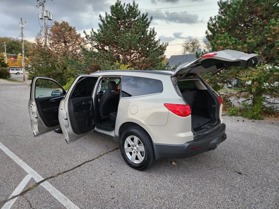 2011 Chevrolet Traverse - Image 20 of 20