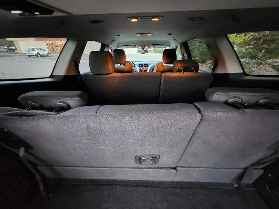 2011 Chevrolet Traverse - Image 6 of 20