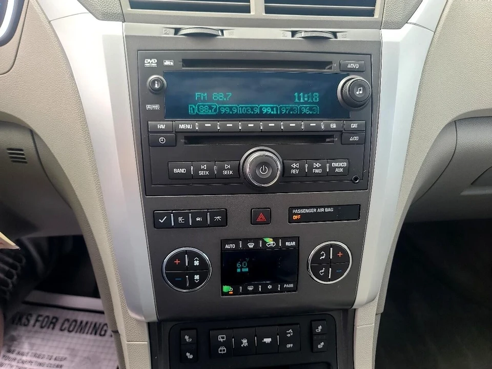 2011 Chevrolet Traverse - Image 19 of 21