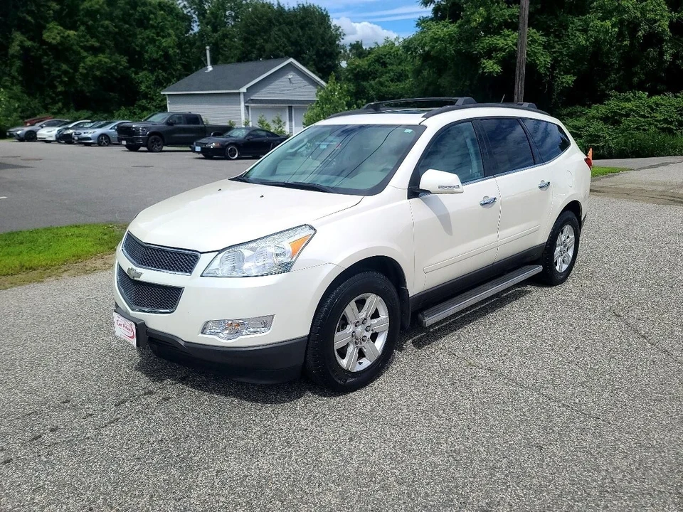 2011 Chevrolet Traverse - Image 3 of 21