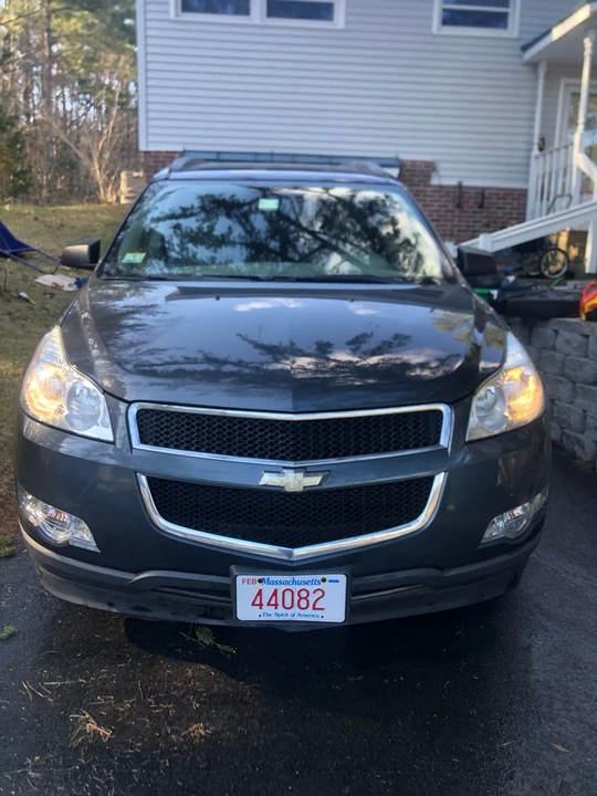 2011 Chevrolet Traverse - Image 10 of 14
