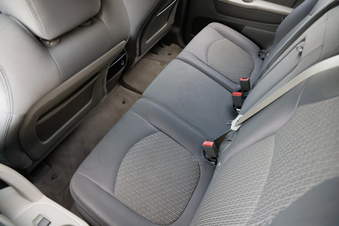 2011 Chevrolet Traverse - Image 10 of 12