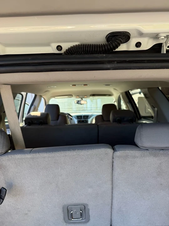 2011 Chevrolet Traverse - Image 14 of 16