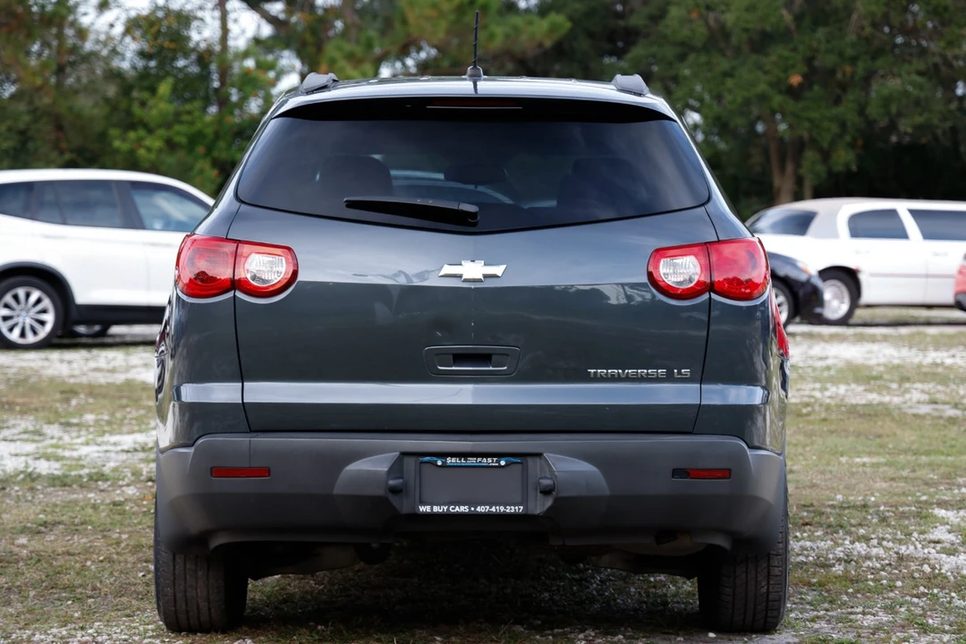 2011 Chevrolet Traverse - Image 7 of 12