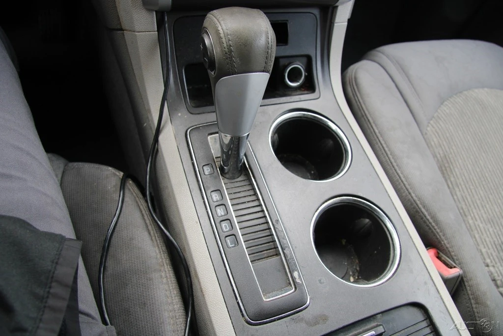 2011 Chevrolet Traverse - Image 18 of 21