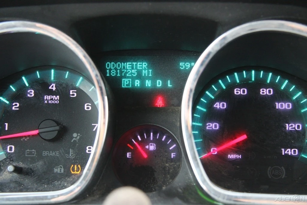 2011 Chevrolet Traverse - Image 15 of 21